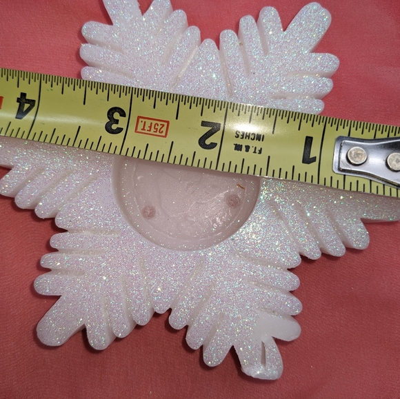 Pier One NIB Snowflake flameless LED  tealight candle holder set white g… - Picture 15 of 17